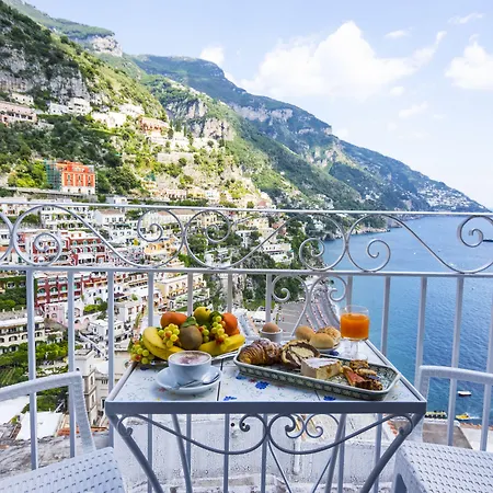 Reginella Hotel 3*