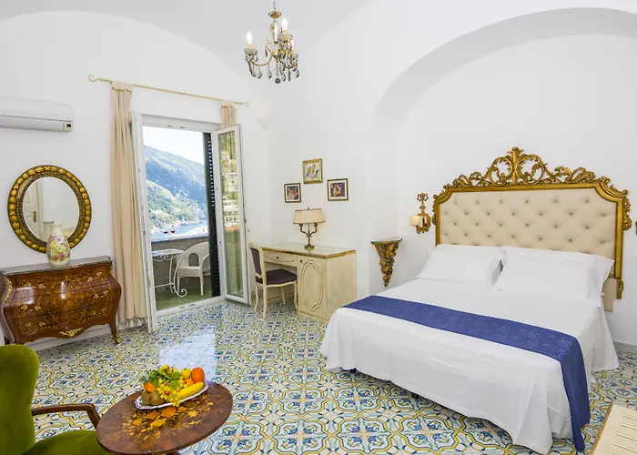 Ξενοδοχείο Reginella 3*